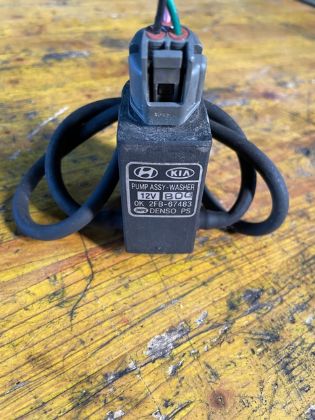 Bild von MOTOR & PUMPE SCHEIBENWASCHANLAGE, KIA CARENS II 2,0 CRDi