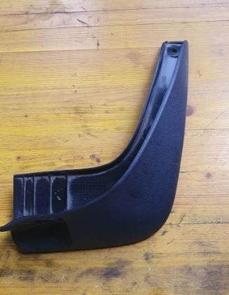 Picture of SCHMUTZFÄNGER RECHTS HINTEN, SPORTAGE 2.0 CRDi 4WD (SL)