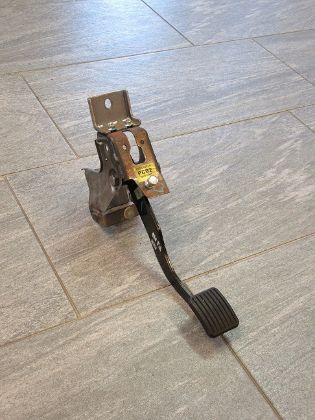 Picture of KUPPLUNGSPEDAL, HYUNDAI i10 1.1 MPI Cool