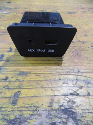 Picture of AUX USB iPOD, HYUNDAI ix35/ TUCSON