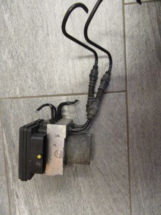 Picture of ABS BLOCK, KIA CEED (ED)