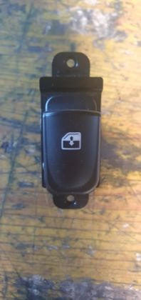 Bild von SCHALTER FENSTERHEBER RECHTS VORNE, HYUNDAI i20 1,2