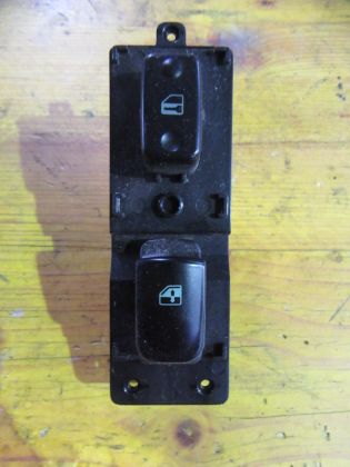 Bild von SCHALTER FENSTERHEBER RECHTS VORNE, HYUNDAI SONATA 2,4 (NF)