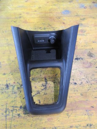 Bild von VERKLEIDUNG MITTEL KONSOLE inkl. ZIGARETTENANZÜNDER AUX USB iPOD ANSCHLUSS, HYUNDAI ix20