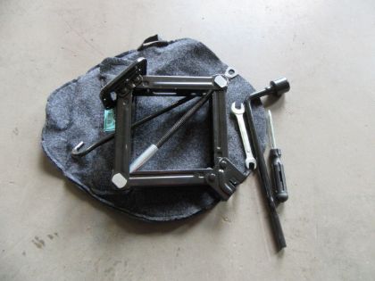 Picture of WERKZEUG SET, KIA RIO (UB)