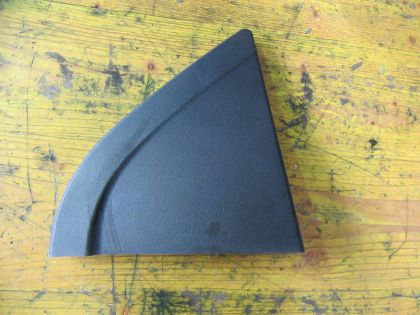 Picture of DREIECK VERKLEIDUNG AUSSEN TÜR RECHTS HINTEN, KIA RIO (UB)