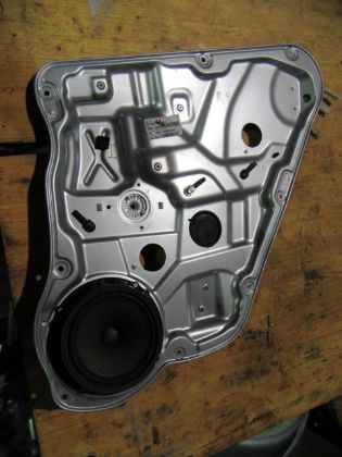 Picture of FENSTERHEBER ELEKTRISCH inkl. LAUTSPRECHER RECHTS HINTEN, KIA CEED (ED) 1,4