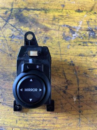 Picture of SCHALTER SPIEGELEINSTELLUNG, HYUNDAI i20 (PB) 1,2