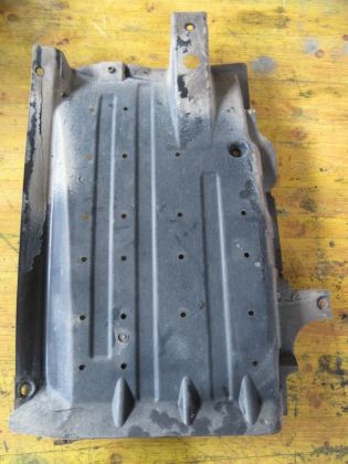 Picture of UNTEREBODENSCHUTZ UNTERFAHRSCHUTZ RECHTS, HYUNDAI ix35 2WD