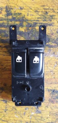 Picture of HAUPTSCHALTER ELEKTRISCHER FENSTERHEBER, HYUNDAI i20