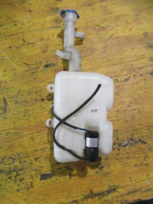 Picture of BEHÄLTER MOTOR & PUMPE SCHEIBENWASCHANLAGE, KIA CARNIVAL I 2,9 CRDI