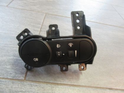 Picture of SCHALTER LEUCHTWEITENREGLER DIMMER NEBELSCHLUSSLEUCHTE, HYUNDAI i10