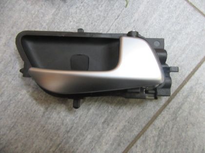 Picture of TÜRGRIFF INNEN RECHTS, HYUNDAI i20 1,25 LIMITED PLUS