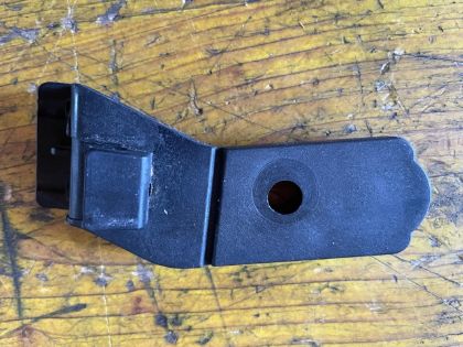 Bild von HALTERUNG SCHEINWERFER OBEN STOSSSTANGE RECHTS, KIA RIO 1,2 (UB)