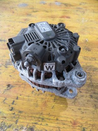 Bild von LICHTMASCHINE, KIA RIO (UB)