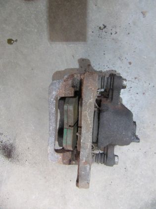 Picture of BREMSSATTEL RECHTS VORNE, KIA CARNIVAL 2,9 CRDI