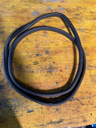 Picture of DICHTGUMMI RECHTS VORNE, HYUNDAI ix35 2WD