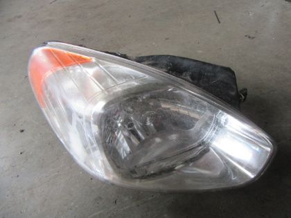 Picture of SCHEINWERFER RECHTS, HYUNDAI ACCENT (MC) 1,4 HATCHBACK