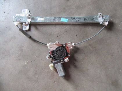 Picture of FENSTERHEBER MANUELL RECHTS VORNE, HYUNDAI GETZ 1.1 GL