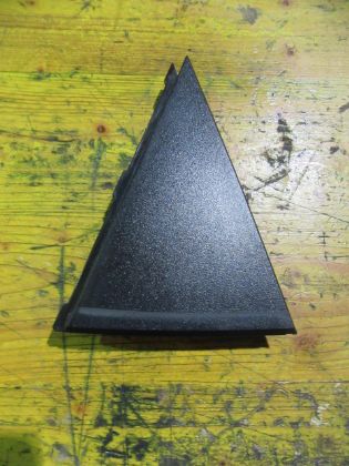 Picture of DREIECK VERKLEIDUNG AUSSEN RECHTS HINTEN, HYUNDAI ix35 (TUCSON 11) 4WD