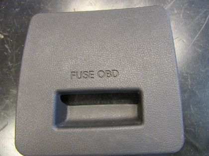 Picture of ABDECKUNG SICHERUNGSKASTEN FUSE OBD, VELOSTER (FS)