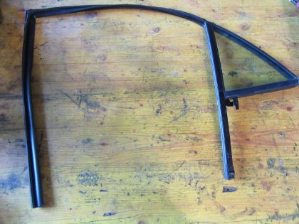 Bild von FIXELEMENT SEITENSCHEIBE LINKS HINTEN inkl. DICHTGUMMI, KIA RIO (YB)