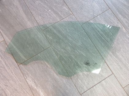 Picture of SEITENSCHEIBE LINKS VORNE, KIA CEED (ED)