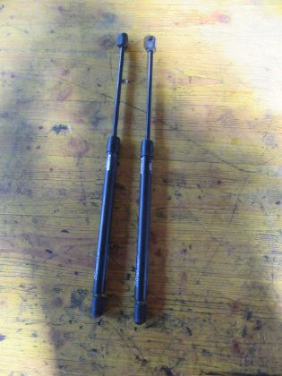 Bild von DÄMPFER GASFEDER HEBER HECKKLAPPE LINKS & RECHTS, HYUNDAI i10 (PA) 1,1 MPI COOL