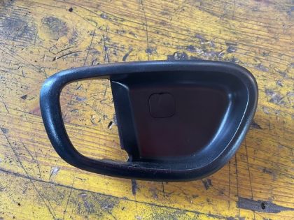 Bild von GEHÄUSE TÜRGRIFF LINKS VORNE FAHRER, HYUNDAI i10 1,25 LIFE  (PA)