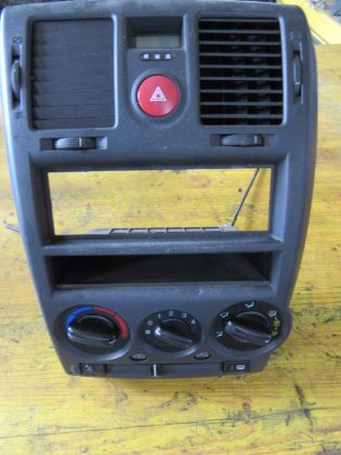 Picture of STEUERUNG HEIZUNG/KLIMA LUFTDÜSEN DIGITALUHR WARNBLINKANLAGE , HYUNDAI GETZ 1,1GL (TB)