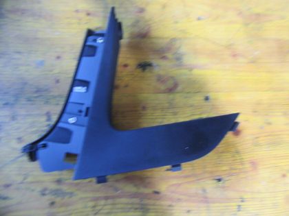 Picture of VERKLEIDUNG MITTELKONSOLE RECHTS, HYUNDAI i30 (GD)