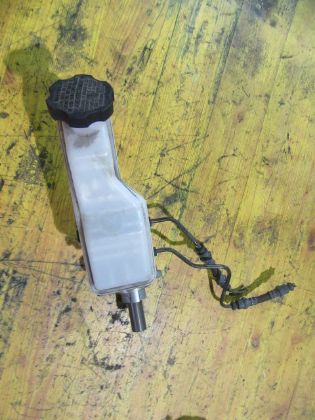 Bild von HAUPTBREMSZYLINDER, KIA SORENTO (XM) 2,2 CRDi 4WD