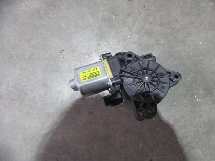Picture of MOTOR FENSTERHEBER RECHTS VORNE, HYUNDAI i30 GD 1.6 CRDi