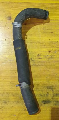 Bild von ÖLKÜHLER KÜHLMITTELSCHLAUCHROHR, SPORTAGE 2.0 CRDi 4WD (SL)