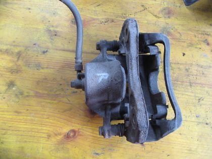 Bild von BREMSSATTEL RECHTS VORNE, KIA SPORTAGE 2.0 CRDi 4WD (JE)