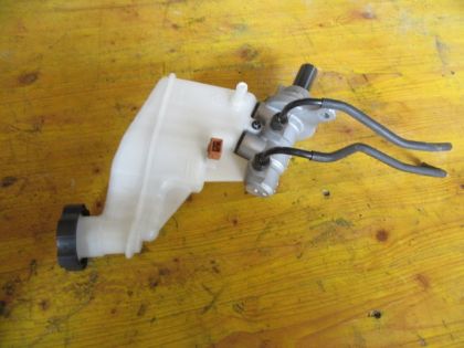 Bild von HAUPTBREMSZYLINDER, HYUNDAI i30 (GD)