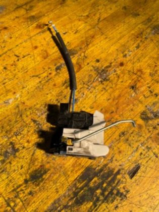 Bild von VERRRIEGELUNG TÜR LINKS HINTEN, KIA RIO 1,2 (UB)