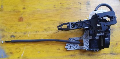 Picture of VERRIEGELUNG TÜR LINKS VORNE, SPORTAGE 2.0 CRDi 4WD (SL)