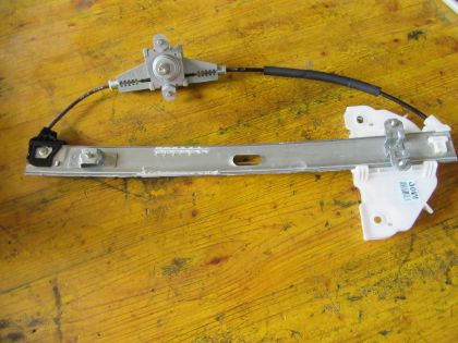 Bild von FENSTERHEBER MANUELL LINKS HINTEN, KIA RIO (YB)