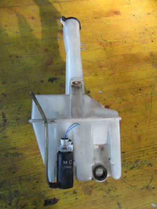 Bild von BEHÄLTER MOTOR & PUMPE SCHEIBENWASCHANLAGE, HYUNDAI COUPE 97