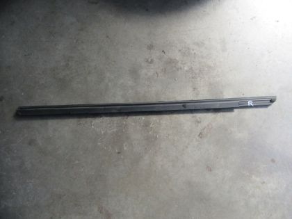 Bild von DICHTGUMMI SEITENSCHEIBE AUSSEN RECHTS VORNE, HYUNDAI H-1