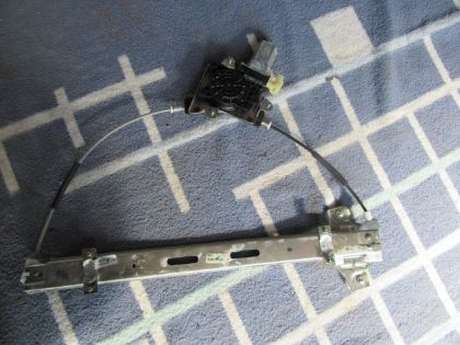 Bild von FENSTERHEBER ELEKTRISCH LINKS VORNE, HYUNDAI i10 (PA)