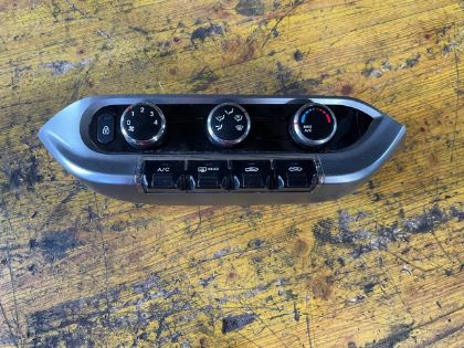 Bild von STEUERUNG HEIZUNG/KLIMA, KIA RIO 1,2 (UB)