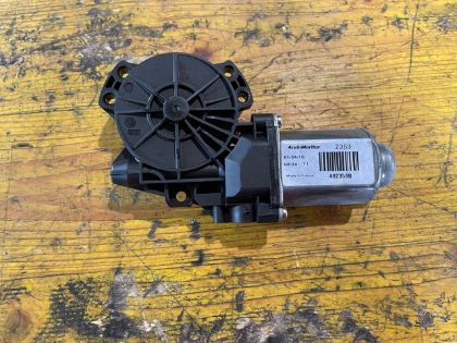 Picture of MOTOR FENSETERHEBER RECHTS HINTEN, HYUNDAI ix35