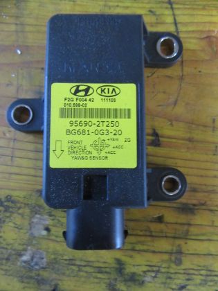 Bild von SENSOR GIERWINKEL QUERBESCHLEUNIGUNG, KIA RIO (UB)