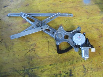 Picture of FENSTERHEBER ELEKTRISCH RECHTS VORNE, HYUNDAI i20 (PB)