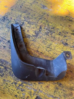 Picture of SCHMUTZFÄNGER LINKS VORN, HYUNDAI i20 (PB) 1,2