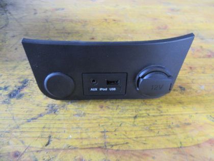 Picture of ANSCHLUSS 12V AUX iPOD USB, KIA PICANTO (TA)