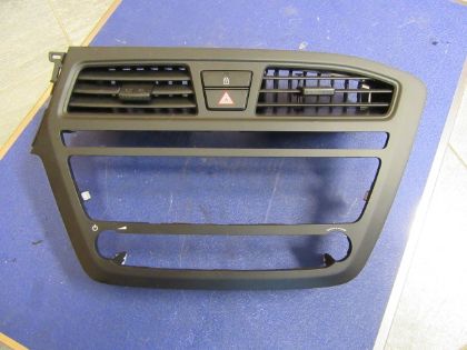 Picture of INSTRUMENTENTAFEL MITTE, HYUNDAI i20 1,25 LIMITED PLUS (GB)