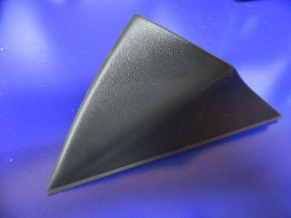 Bild von DREIECK VERKLEIDUNG VORNE RECHTS AUSSEN, HYUNDAI i20 1,25 LIMITED PLUS